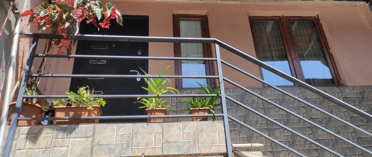 Family Apartament Apartment Tbilisi Ngoại thất bức ảnh